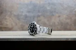 Rolex Submariner 40mm Black Dial and Insert Oyster Band Stainless Steel 16610T