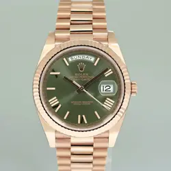 OLIVE GREEN 228235