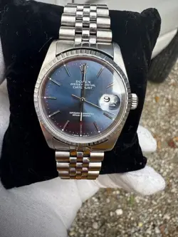 MOVEMENT/SAPPHIRE