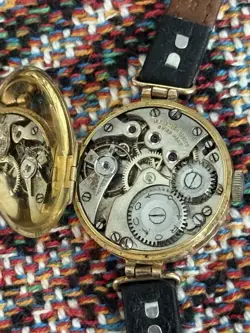 GOLD ENAMEL