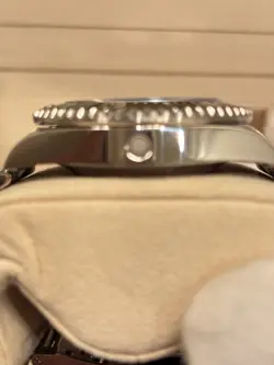 BLACK BEZEL 2020