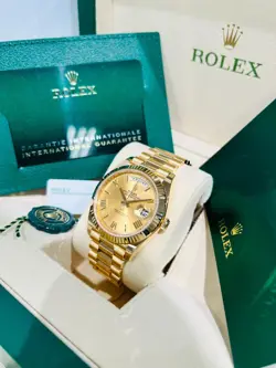 DATE 40 MM