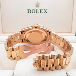 WATCH 18348