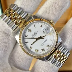 Rolex Datejust 36 mm BOX PAPERS Two Tone Jubilee Whiter Roman Dial Yellow Gold