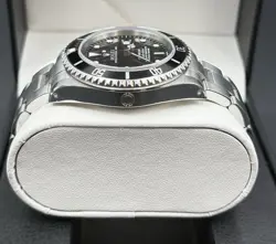 Rolex Sea Dweller 16600 40mm Men's Watch Papers + Service Papers