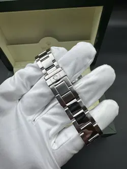 SERIAL OYSTER PERPETUAL