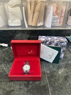 rolex datejust 78240 Oyster Perpetual 31 MM-- Includes box and papers