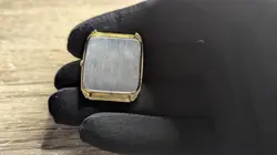 NEEDS BATTERY