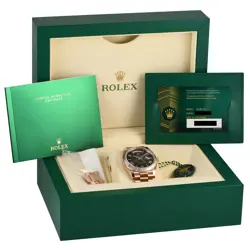 WATCH 228235