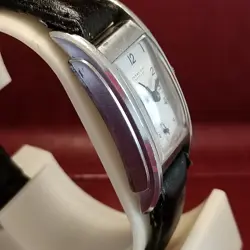 WRIST WATCH 1940S
