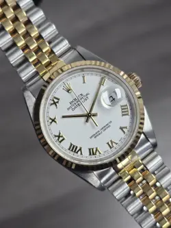 ROLEX DATEJUST 16233 GOLD AND SILVER JUBILEE BRACELET WITH GOLD BEZEL W/ B&P