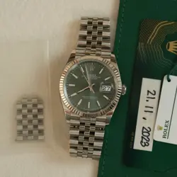 BEZEL 2023 MINT