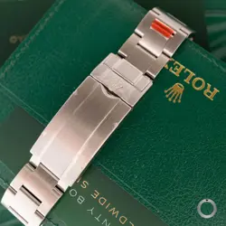 SUBMARINER DATE 126610