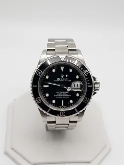 BLACK SUBMARINER 16610