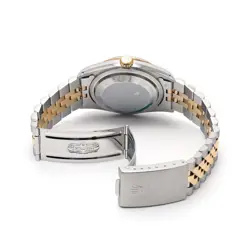 BLACK WRISTWATCH