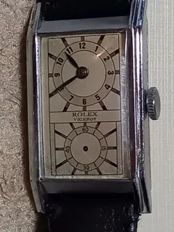 DOCTOR'S WRISTWATCH