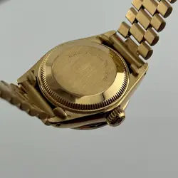 SAPPHIRE BEZEL 18K