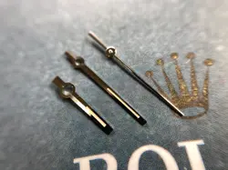 DIAL WITH HANDS