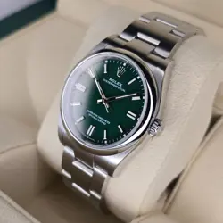 GREEN DIAL AUTO