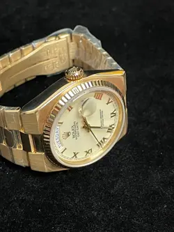 ROMAN DIAL 18KT