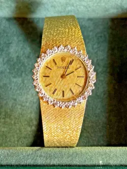 ROLEX 14K YELLOW GOLD DIAMOND BEZEL GOLD DIAL 26MM LADIES WATCH