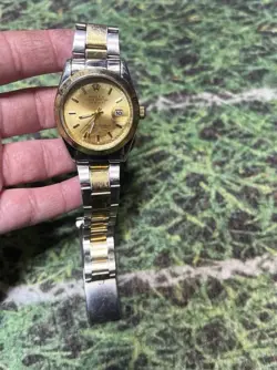 ROLEX OYSTER PERPETUAL STEEL DATE WATCH REF 6916 ?