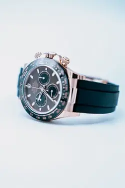 ROSE GOLD NEW