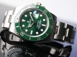 ROLEX SUBMARINER HULK  116610LV SILVER OYSTER BRACELET WITH GREEN BEZEL