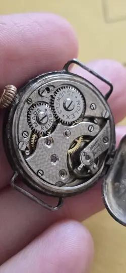 SILVER WATCH RUNS
