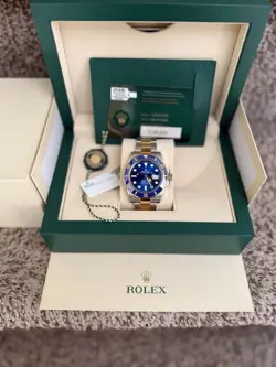 WATCH NEW UNWORN