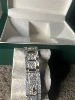 MENS WATCH DIAMOND