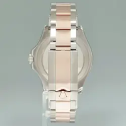 2023 MINT ROLEX YACHT-MASTER 126621 BLACK EVEROSE GOLD TWO TONE 40MM WATCH BOX