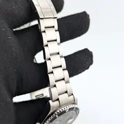Rolex 16610 Submariner Date 40mm 2006 Z Serial Box & Papers