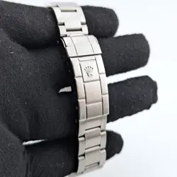 Rolex 16610 Submariner Date 40mm 2006 Z Serial Box & Papers