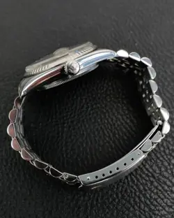 BEZEL 1984