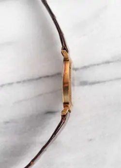 18K GOLD RED