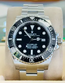 116600 BLACK DIAL