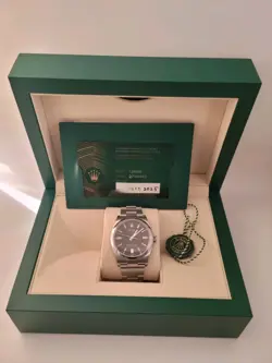 ROLEX OYSTER PERPETUAL 36 NEW 2025 BLACK INDEX DIAL 