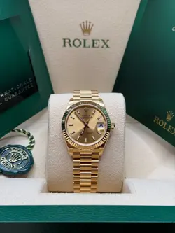 31 2024 CHAMPAGNE