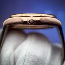 SILVER GUILLOCHE DIAL