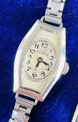 PLATINUM C1930
