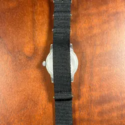 HAND-WOUND WATCH VIETNAM