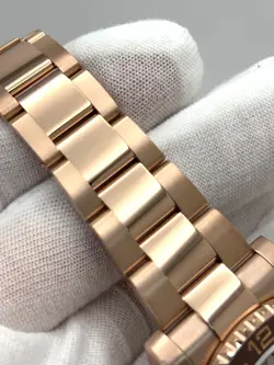 GOLD BRACELET 126715CHNR