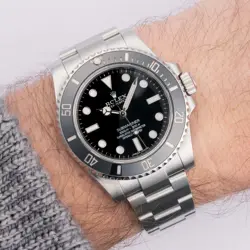 114060 WITH BOX