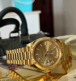 ROLEX PERPETUAL OYSTER ( COMES WITH NO BAND)