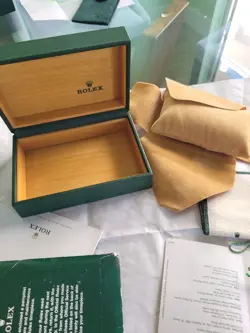 BOX SET AND