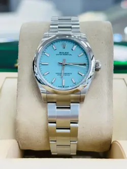 “TIFFANY”
