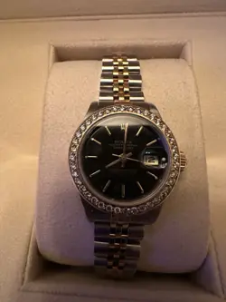 LADIES ROLEX WATCH DIAMOND BEZEL