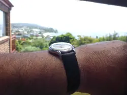 VINTAGE MANS WATCH