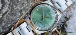 HAND-WINDING WATCH 1974